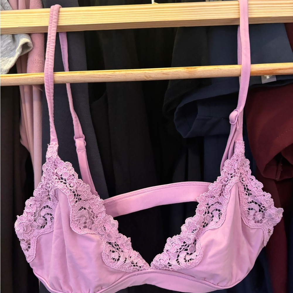 SKIMS Lace Trim Lavender Bralette